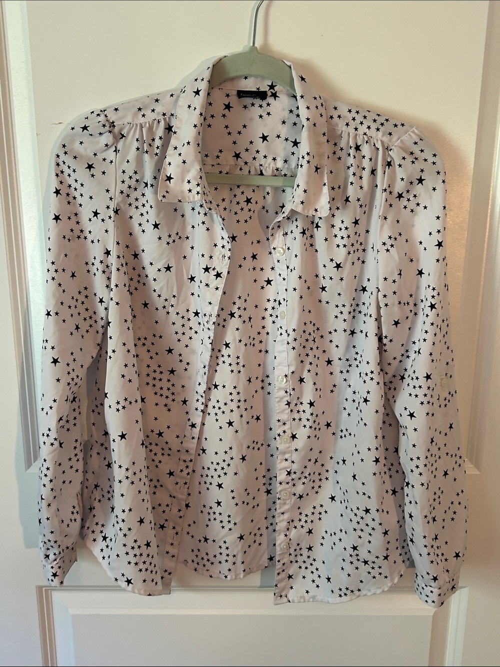 Faded Glory White Button-Up Shirt with Black Star Print